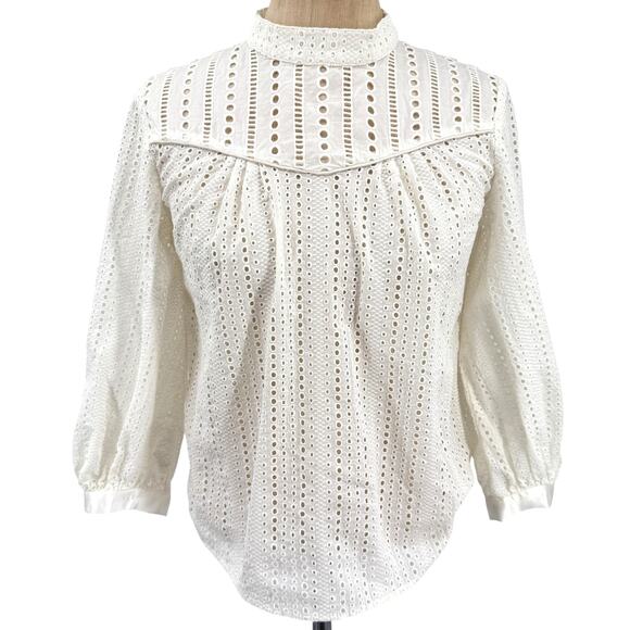 Banana Republic White Eyelet Mock-Neck Peasant Blouse 3/4 Sleeves Size Small - Picture 2 of 7